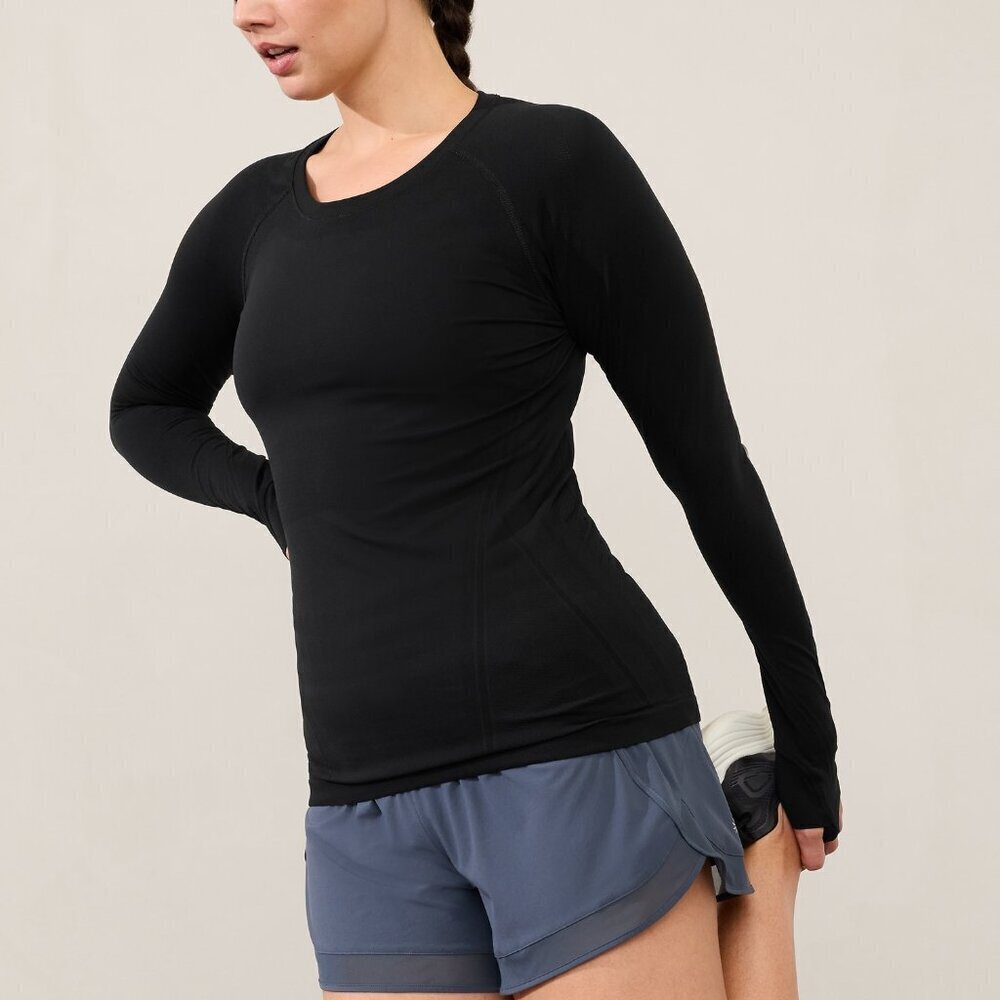 Athleta Black Long Sleeve Crew Neck Fitted Athletic Top Sz Small